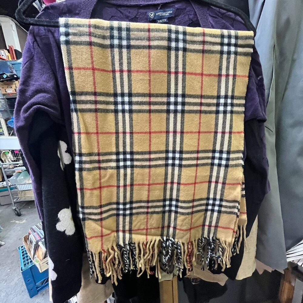 Rong Jia Plaid Cashmere Scarf with Fringe - New